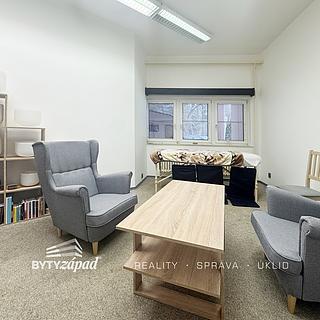 Pronájem kanceláře 18 m&sup2; Domažlice