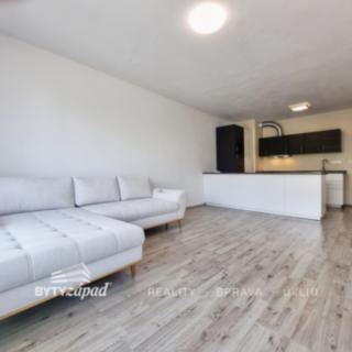Pronájem bytu 2+kk 80 m² Plzeň