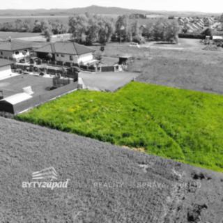 Prodej stavební parcely 830 m² Osek