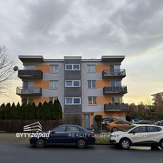 Pronájem bytu 1+kk, garsoniery 42 m&sup2; Plzeň