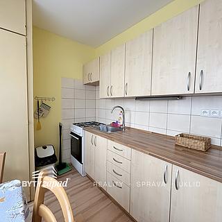 Pronájem bytu 2+1 62 m&sup2; Dobřany