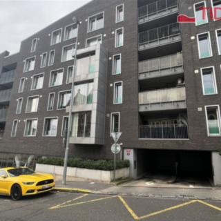Pronájem garáže 12 m² Praha