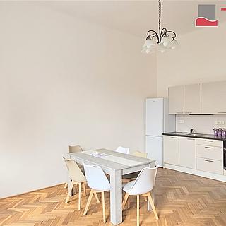 Pronájem bytu 3+kk 74 m² Praha Vyšehrad, Svobodova