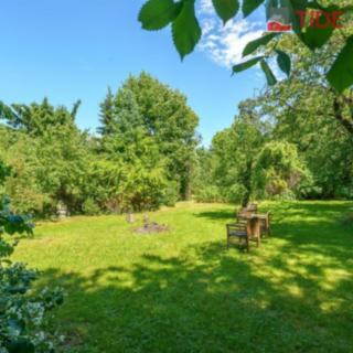 Prodej stavební parcely 1983 m² Průhonice