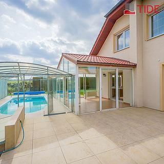 Pronájem vily 290 m² Jesenice Zdiměřice, V Zátiší