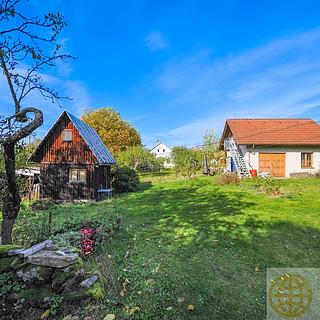 Prodej stavební parcely 1 387 m² Nadějkov, 5. května