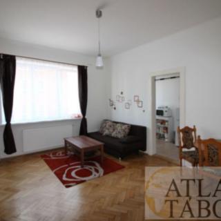 Pronájem bytu 2+1 72 m² Tábor