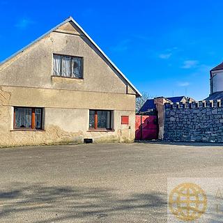 Prodej rodinného domu 220 m&sup2; Chraštice