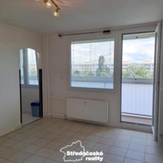 Pronájem bytu 1+kk a garsoniéry 33 m², Českolipská