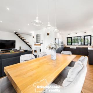 Prodej rodinného domu 240 m² Polerady