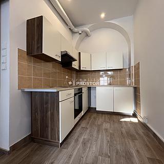 Pronájem bytu 2+1 59 m² Mělník, Jiřího z Poděbrad