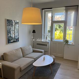 Pronájem bytu 2+kk 39 m&sup2; Praha