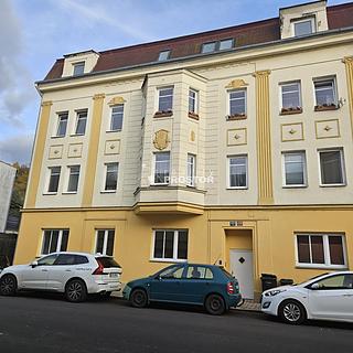 Pronájem bytu 2+1 80 m² Trmice