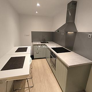 Pronájem bytu 2+kk 39 m&sup2; Praha