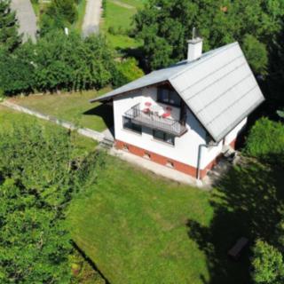 Prodej chalupy 120 m² Úlice Hracholusky