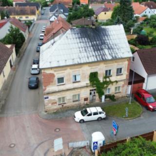 Prodej rodinného domu 274 m² Město Touškov