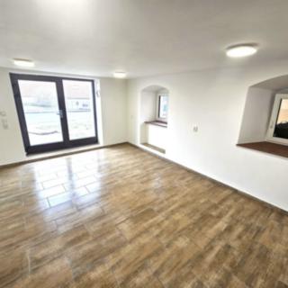 Pronájem kanceláře 27 m² Dýšina, 5. května