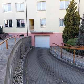 Pronájem parkovacího místa 10 m² Plzeň Východní Předměstí, Radyňská