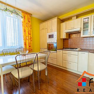 Pronájem bytu 3+1 80 m² Ostrava Moravská Ostrava, Poděbradova