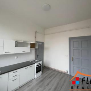 Pronájem bytu 2+1 55 m² Bohumín Nový, Ad. Mickiewicze