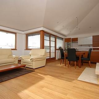 Pronájem bytu 3+kk 98 m² Praha Jinonice, U dětského hřiště