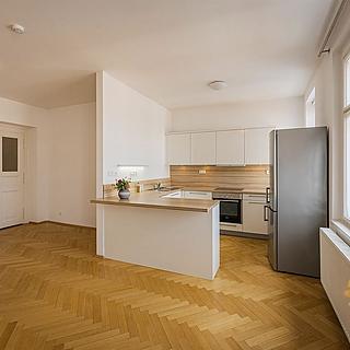 Pronájem bytu 2+kk 73 m² Praha