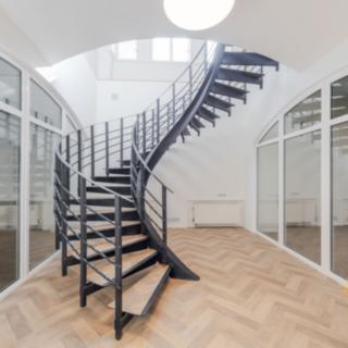 Pronájem kanceláře 187 m² Praha
