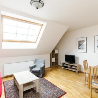 Pronájem bytu 2+kk 70 m² Praha