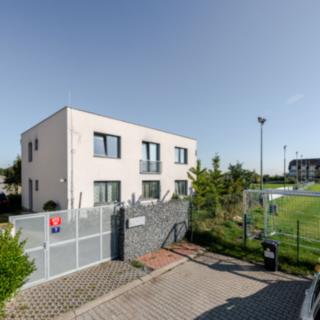 Pronájem bytu 2+kk 44 m² Praha
