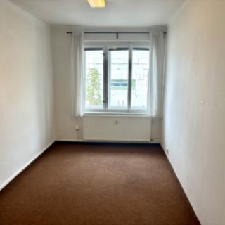 Pronájem kanceláře 14 m² Praha Vršovice, Petrohradská