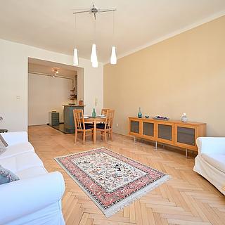 Pronájem bytu 2+kk 62 m&sup2; Praha