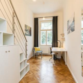 Pronájem pokoje 14 m² Praha Malá Strana, náměstí Kinských