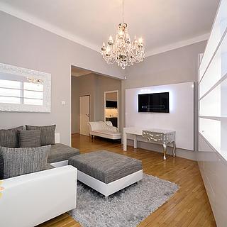 Pronájem bytu 2+1 80 m&sup2; Praha