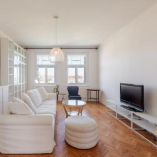 Pronájem bytu 2+1 84 m² Praha