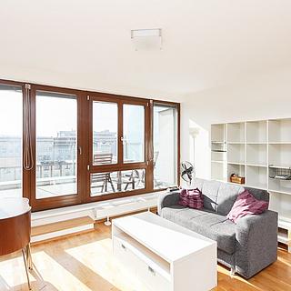 Pronájem bytu 1+kk, garsoniery 32 m&sup2; Praha