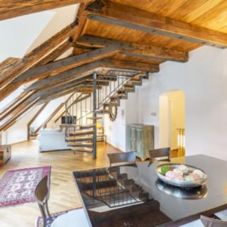 Pronájem bytu 4+1 221 m² Praha Malá Strana, Vlašská