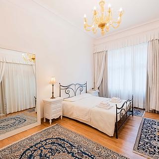 Pronájem bytu 4+kk 120 m² Praha