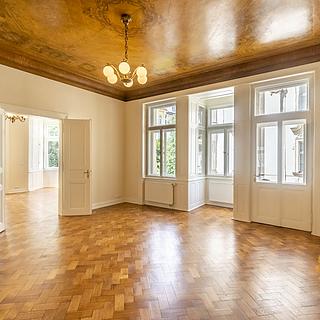 Pronájem bytu 4+1 151 m² Praha Staré Město, Pařížská