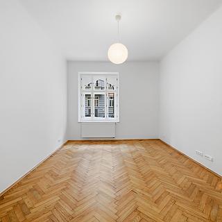 Pronájem bytu 2+kk 52 m² Praha Vinohrady, Mánesova