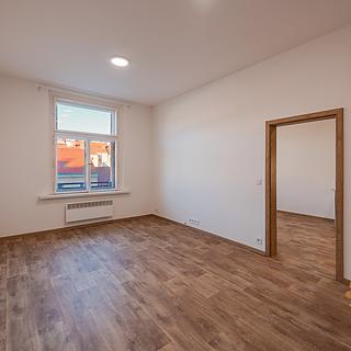 Pronájem bytu 2+kk 45 m² Praha