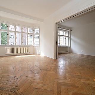 Pronájem kanceláře 139 m&sup2; Praha