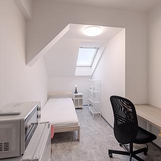 Pronájem pokoje 12 m² Praha Libeň, Na žertvách