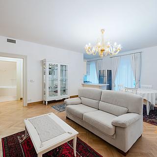 Pronájem bytu 3+kk 96 m² Praha Vinohrady, Italská