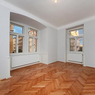 Pronájem kanceláře 121 m² Praha Smíchov, Kořenského