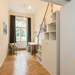 Pronájem pokoje 12 m² Praha Malá Strana, náměstí Kinských