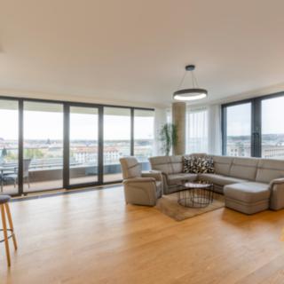 Pronájem bytu 3+kk 102 m² Praha