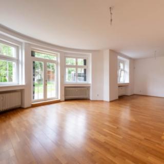 Pronájem bytu 5+kk 225 m² Praha Smíchov, U Nesypky