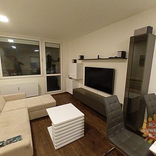 Pronájem bytu 2+kk 44 m² Praha Kobylisy, Frýdlantská