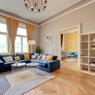 Pronájem bytu 5+1 a více 157 m² Praha