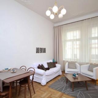Pronájem bytu 2+kk 50 m² Praha